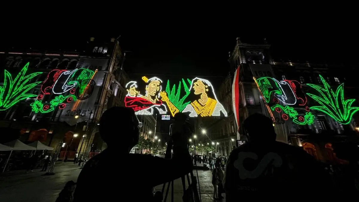 cuando quitan alumbrado zocalo cdmx noviembre 2025