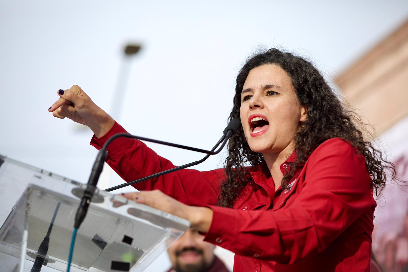 nota política raíz