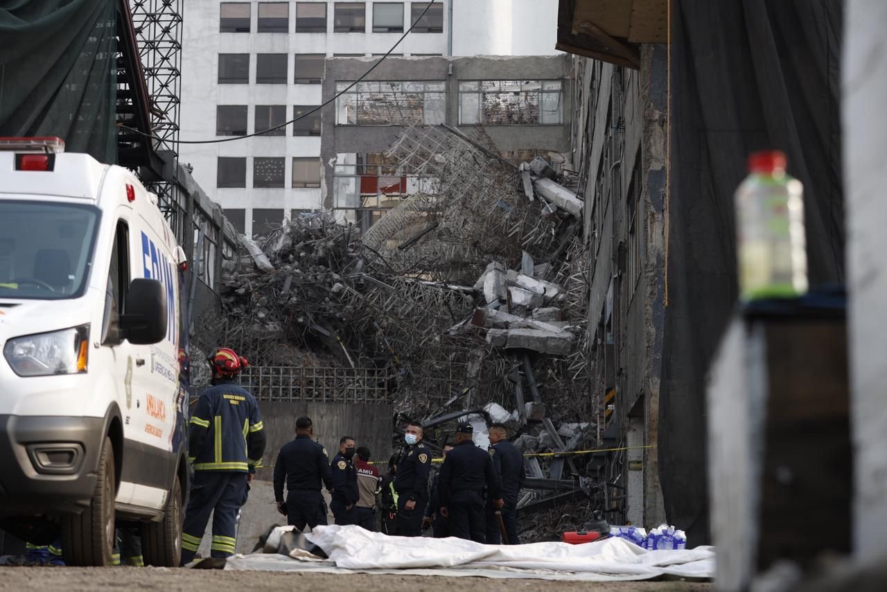 83e0779b c569 43f8 b4c9 8d4076eeb980