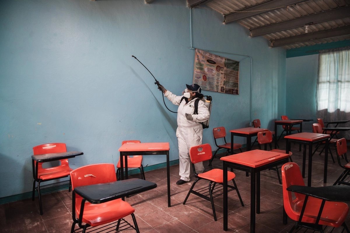 conagua fumiga mas de 40 escuelas en tepetitlan